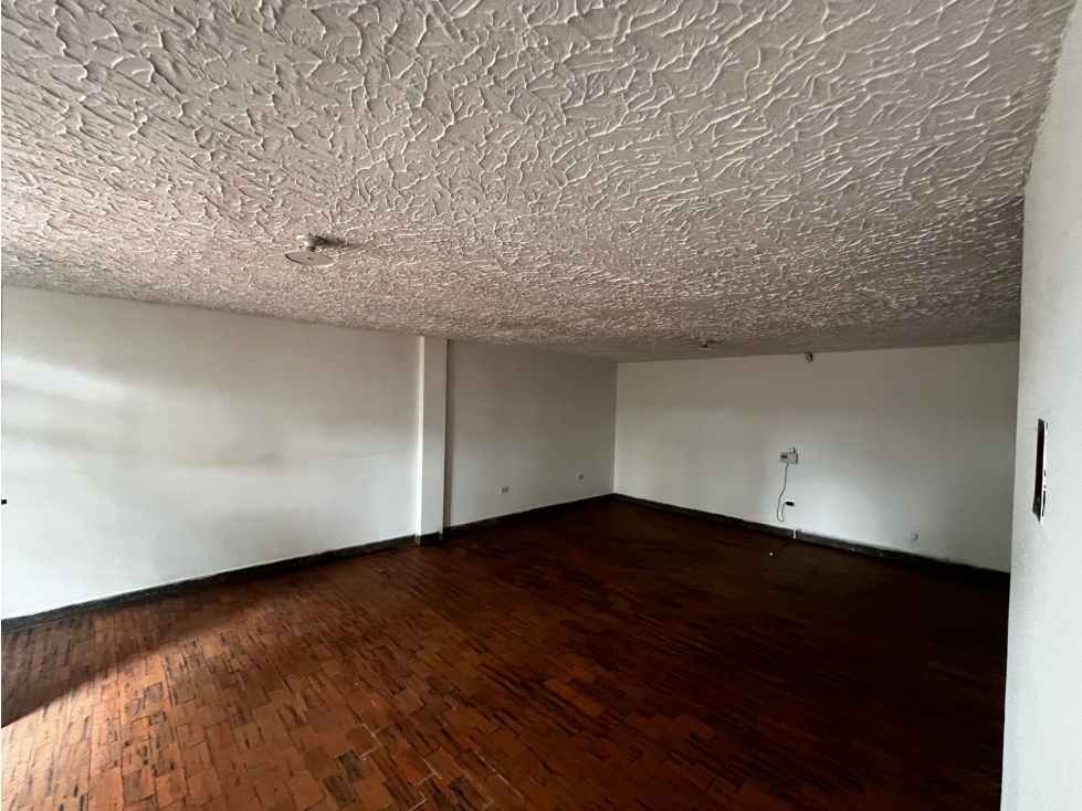 Local comercial en venta en Pereira Avenida 30 de Agosto - 3