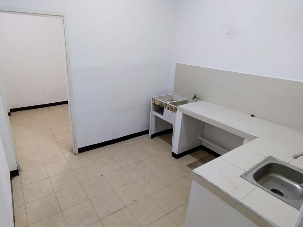 Se vende casa comercial esquinera en San Fernando, Dosquebradas — foto 3