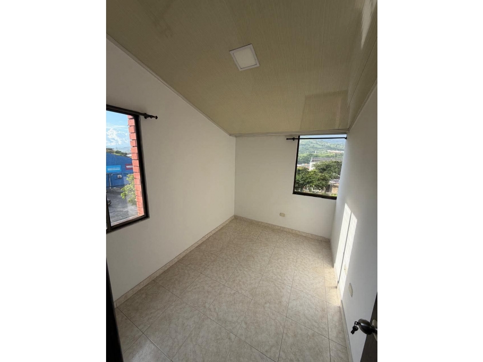 Apartamento en venta en Pereira Sector Parque Banderas — foto 3