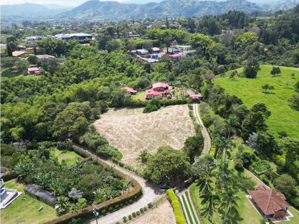 Lote campestre en venta en Tribunas, vía Armenia Pereira — foto 3