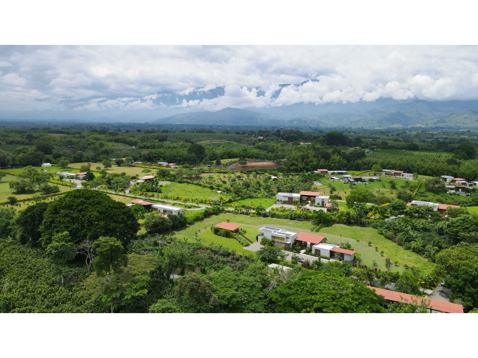 Lote en Venta cerca del Aeropuerto El Edén - 4