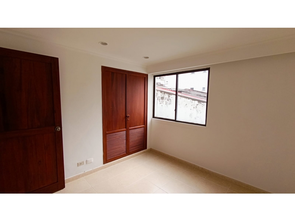 Apartamento en venta en el exclusivo sector de Pinares — foto 6