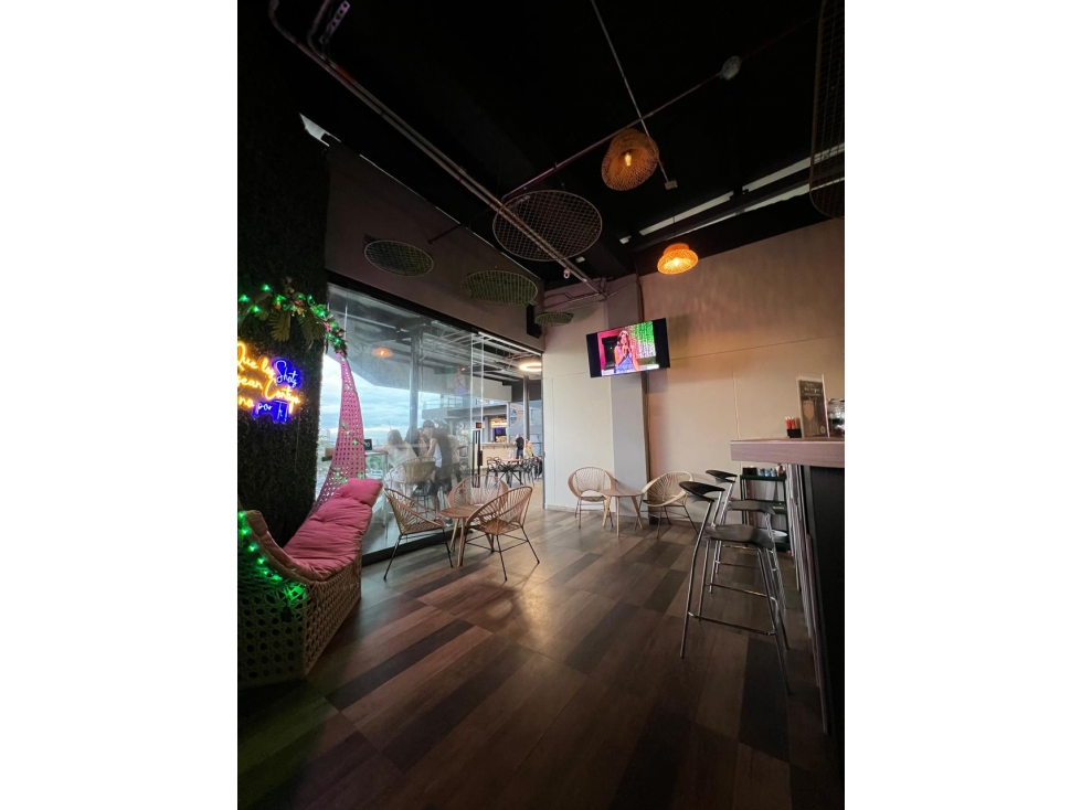 Local comercial en venta en la Autopista de La Condina — foto 4