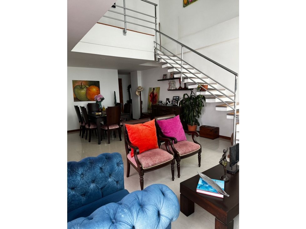 Apartamento dúplex en venta Pinares