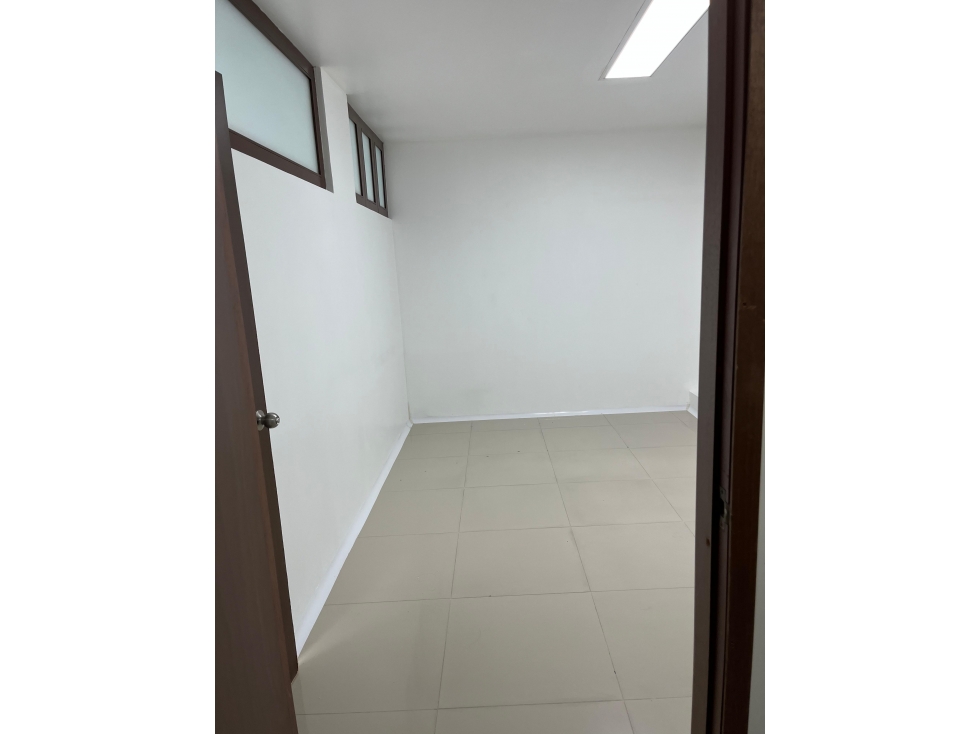Consultorio en renta megacentro Pinares — foto 4