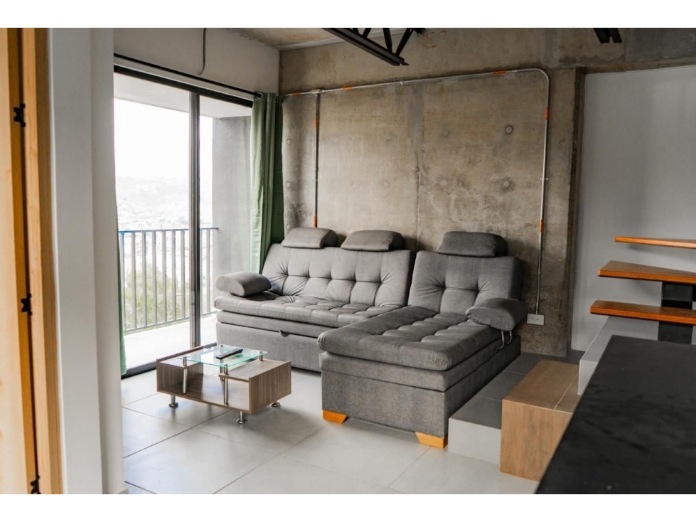 Se Alquila o Vende Apartamento Dúplex Amoblado - 2