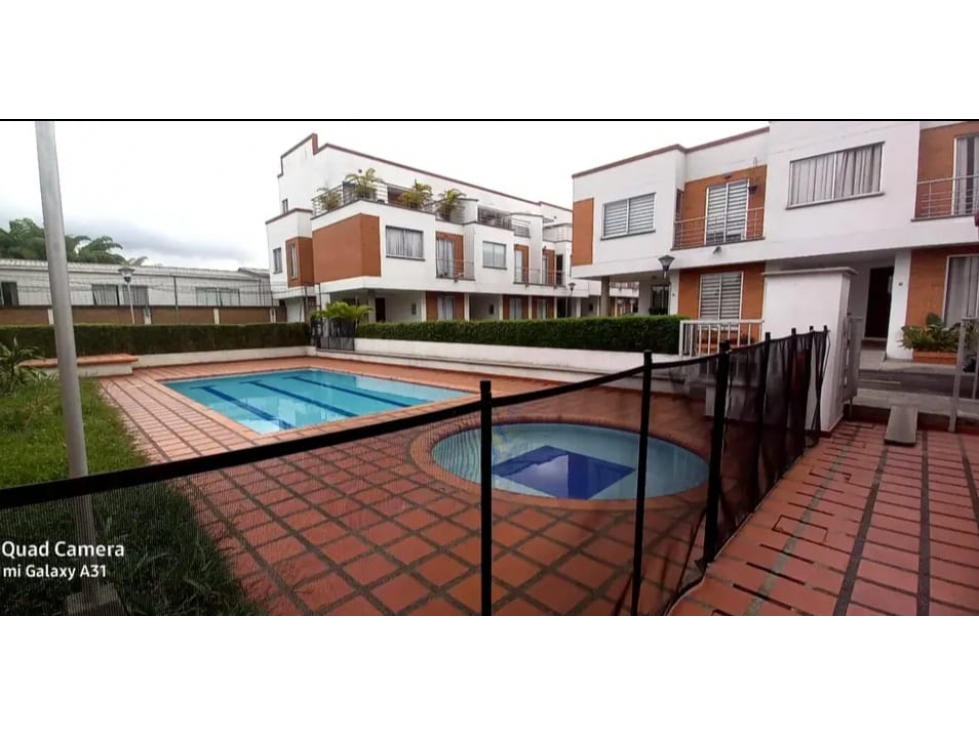 ¡Hermosa casa en venta en La Pradera, Dosquebradas!