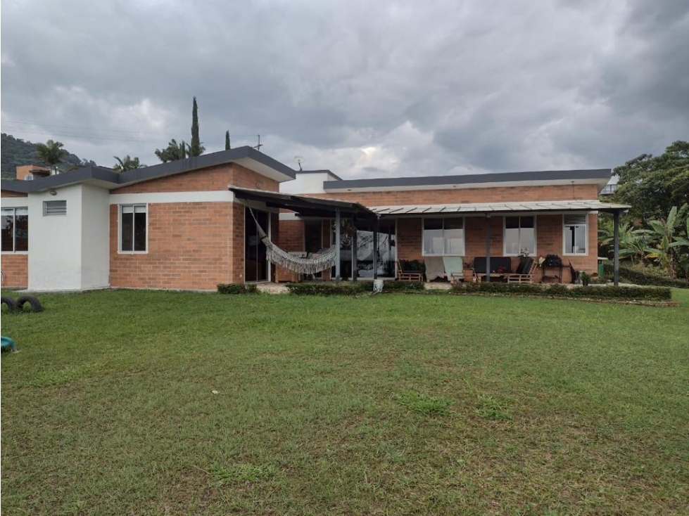 Hermosa casa campestre en Santa Rosa de Cabal - 2