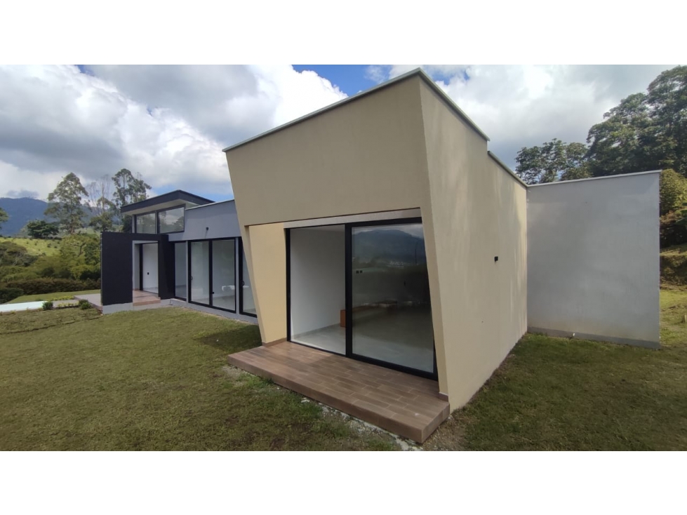 Hermosa casa campestre en venta, Dosquebradas - 2