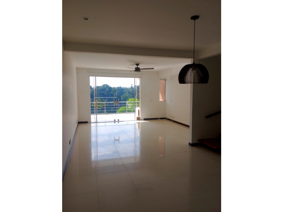 Venta de apartamento dúplex en Cerritos — foto 6