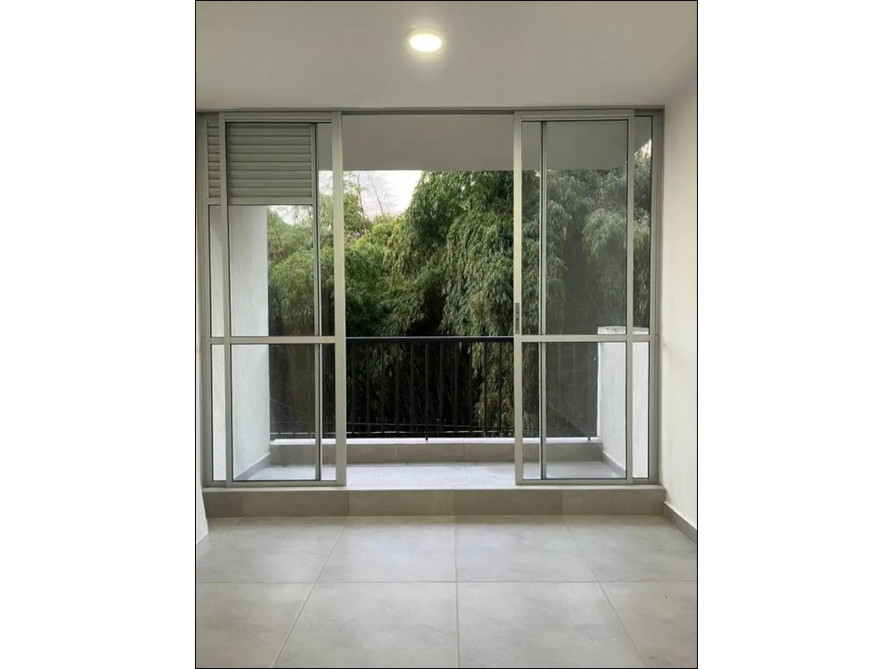 Apartamento moderno en venta Montebonito, vía Frailes — foto 2