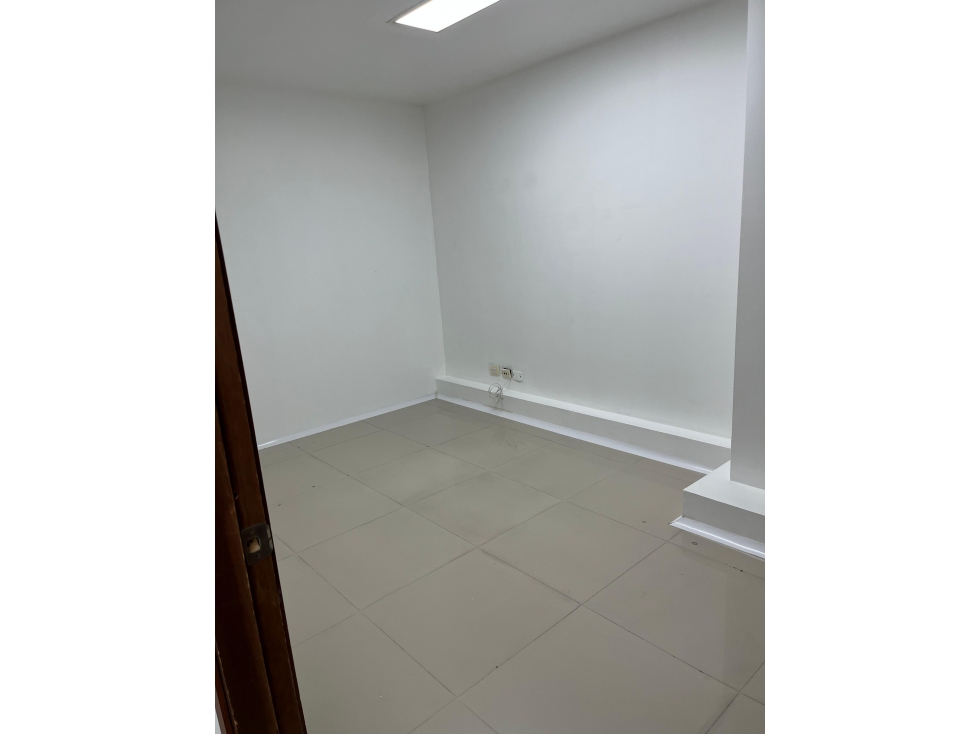 Consultorio en renta megacentro Pinares — foto 6