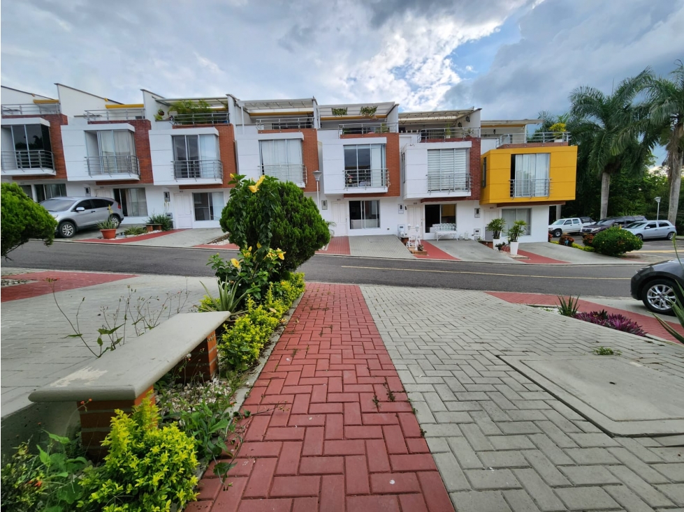 CASA EN VENTA EN PUEBLITO CAFETERO PEREIRA