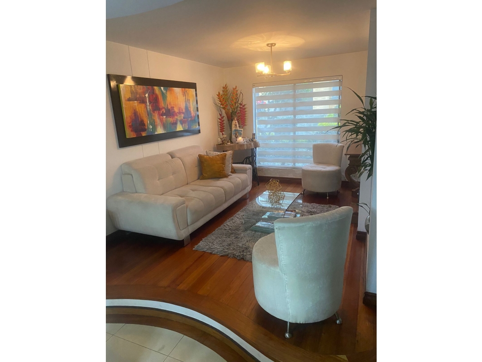 Casa en venta en la Elvira, Pereira