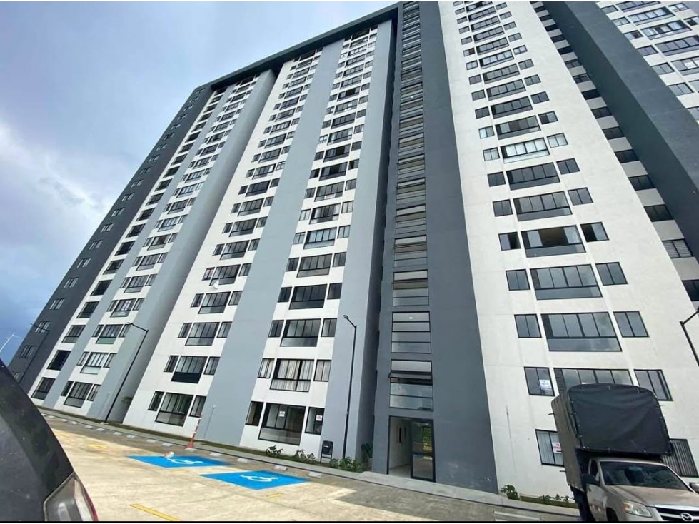 Apartamento remodelado en venta Cerritos, Pereira