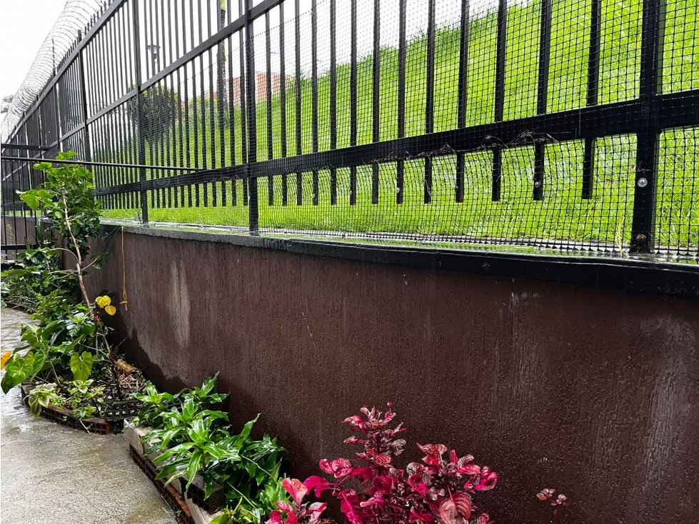 Venta de Apartamento en la Avenida Sur, Primer Piso con Terraza Grande — foto 4