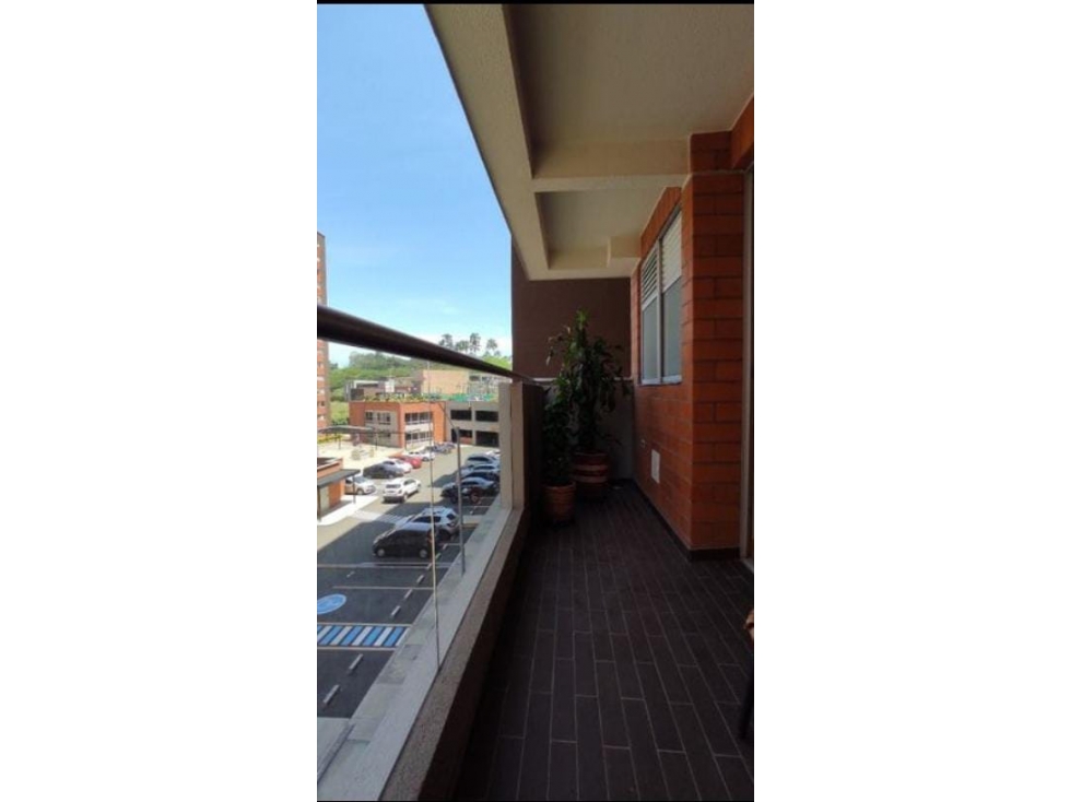 Apartamento en venta en la Av Sur