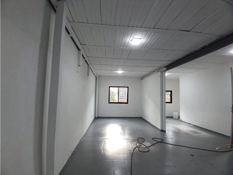 Bodega para arriendo Cristo rey Guayabal Medellín — foto 2