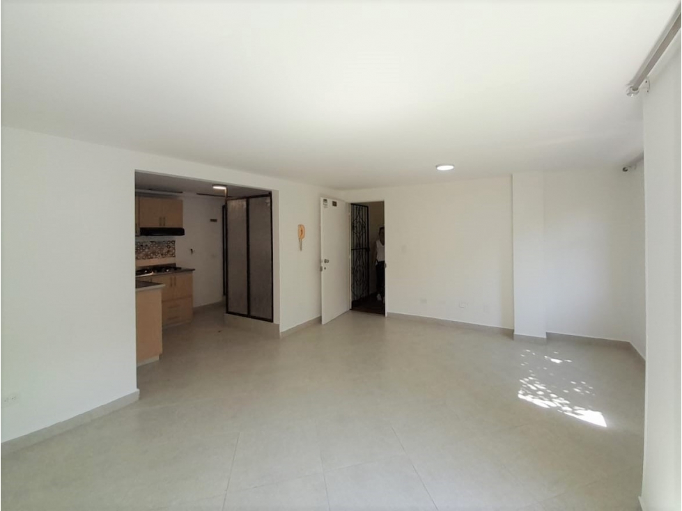 Apartamento en Arriendo Sabaneta Sector Entreamigos — foto 2