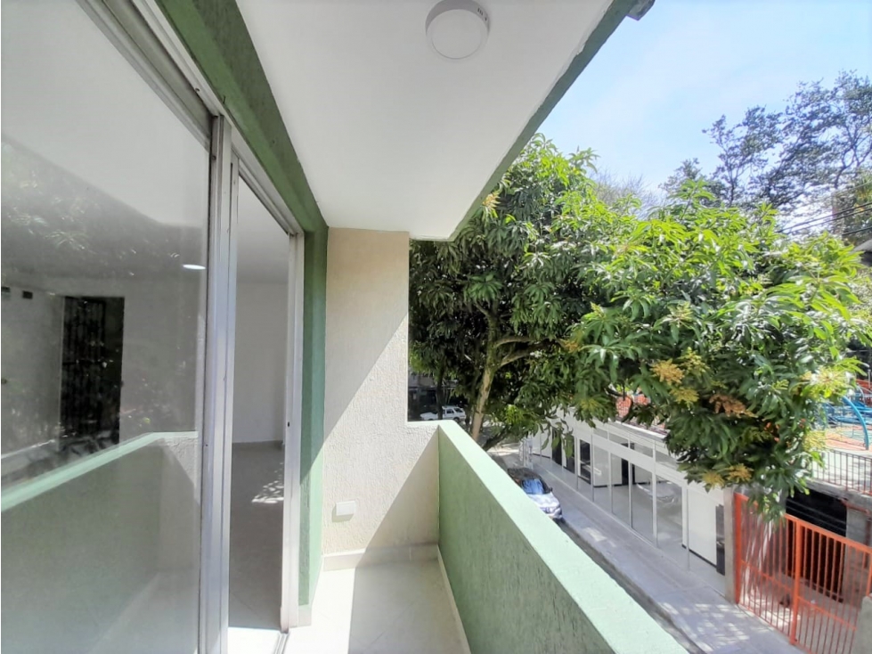 Apartamento en Arriendo Sabaneta Sector Entreamigos — foto 1