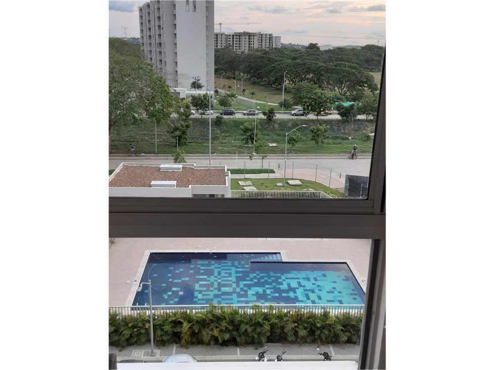 APARTAMENTO AMOBLADO EN ARRIENDO PARQUE HEREDIA — foto 3