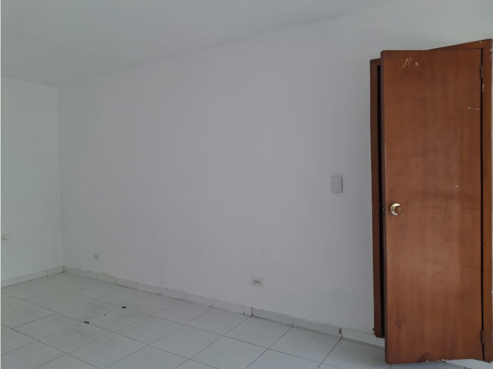 ARRIENDO LOCAL 4 BARRIO LOS ALPES CARTAGENA DE INDIAS — foto 4