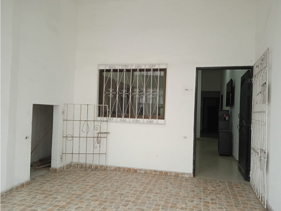 ARRIENDO CASA COMERCIAL MANGA CARTAGENA DE INDIA — foto 2