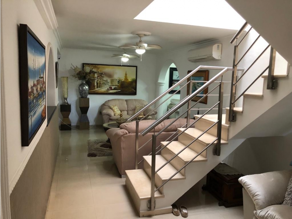 VENTA CASA 2 NIVELES BARRIO MANGA CARTAGENA COLOMBIA — foto 4