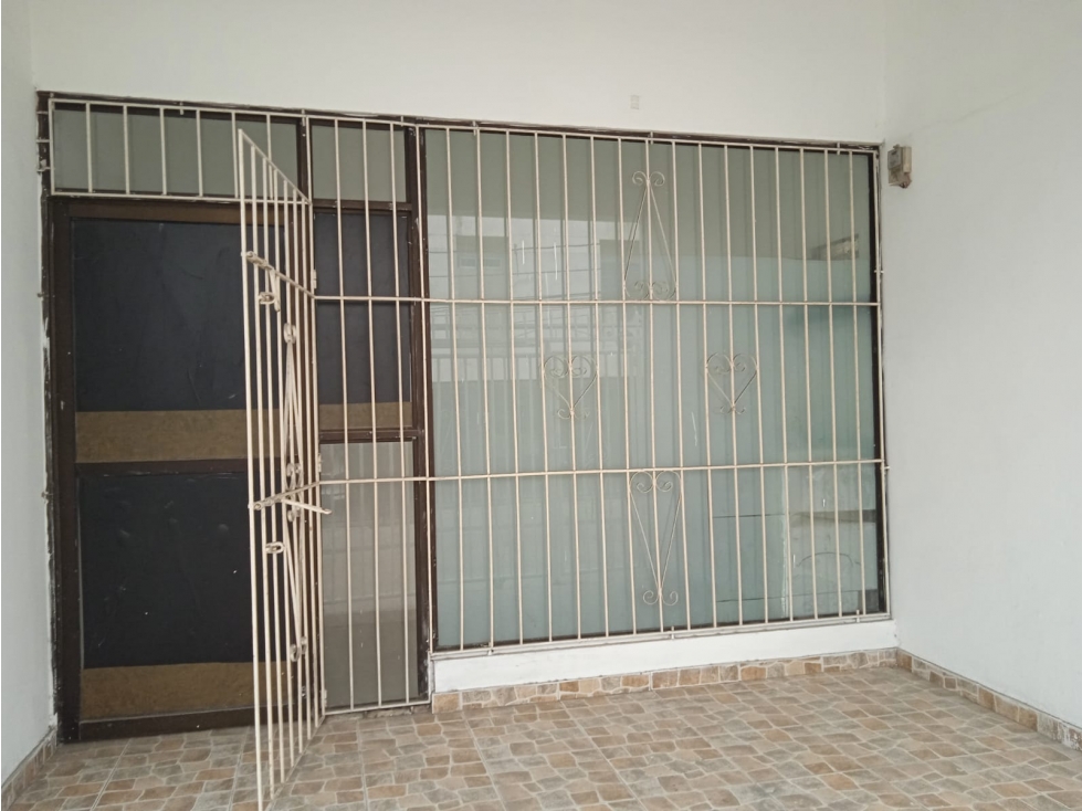 ARRIENDO CASA COMERCIAL MANGA CARTAGENA DE INDIA