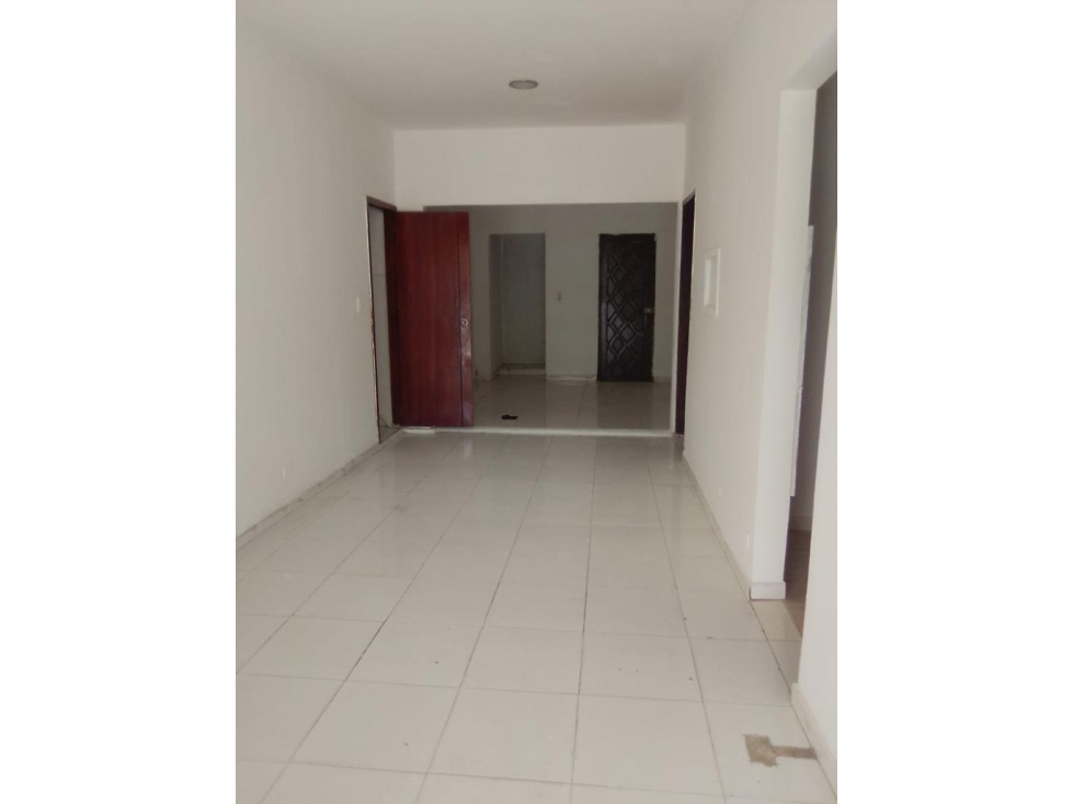 ARRIENDO LOCAL COMERCIAL U OFICINA BARRIO LOS ALPES