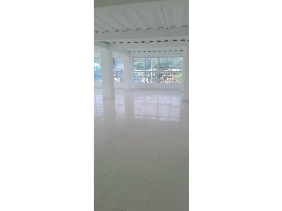 LOCAL- OFICINA EN ARRIENDO 4 VIENTOS cartagena - 4