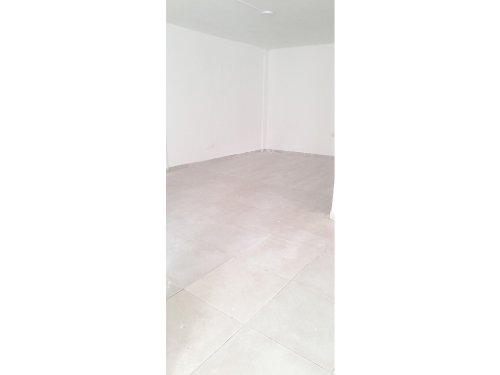 LOCAL EN ARRIENDO SECTOR SAN ANTONIO - 4