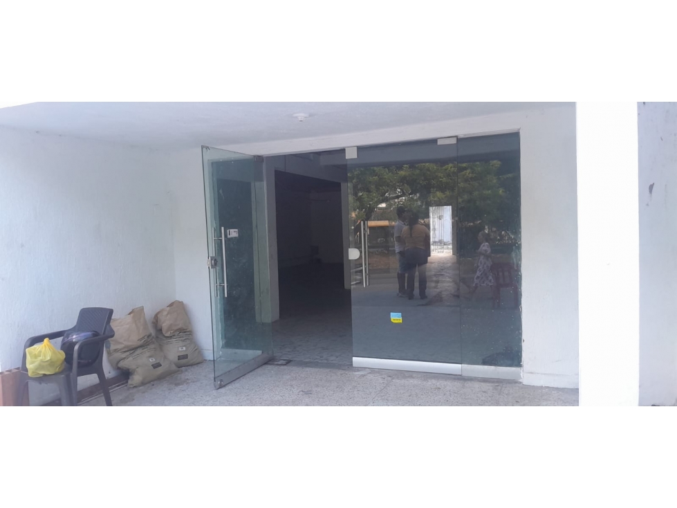 ARRIENDO LOCAL URB. LOS ANGELES CARTAGENA DE INDIA — foto 2