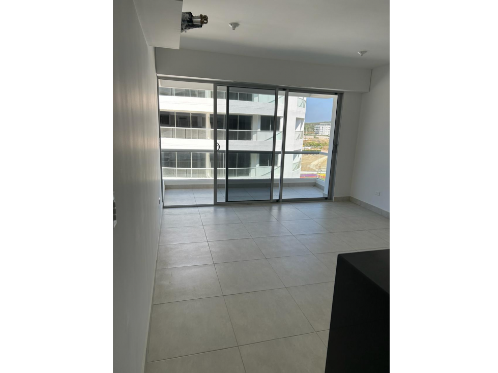 APARTAMENTO EN ARRIENDO SERENA DEL MAR — foto 2