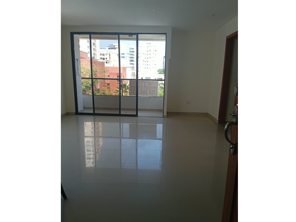 VENTA DE CASA EN EL BARRIO DE MANGA CARTAGENA DE INDIA — foto 2