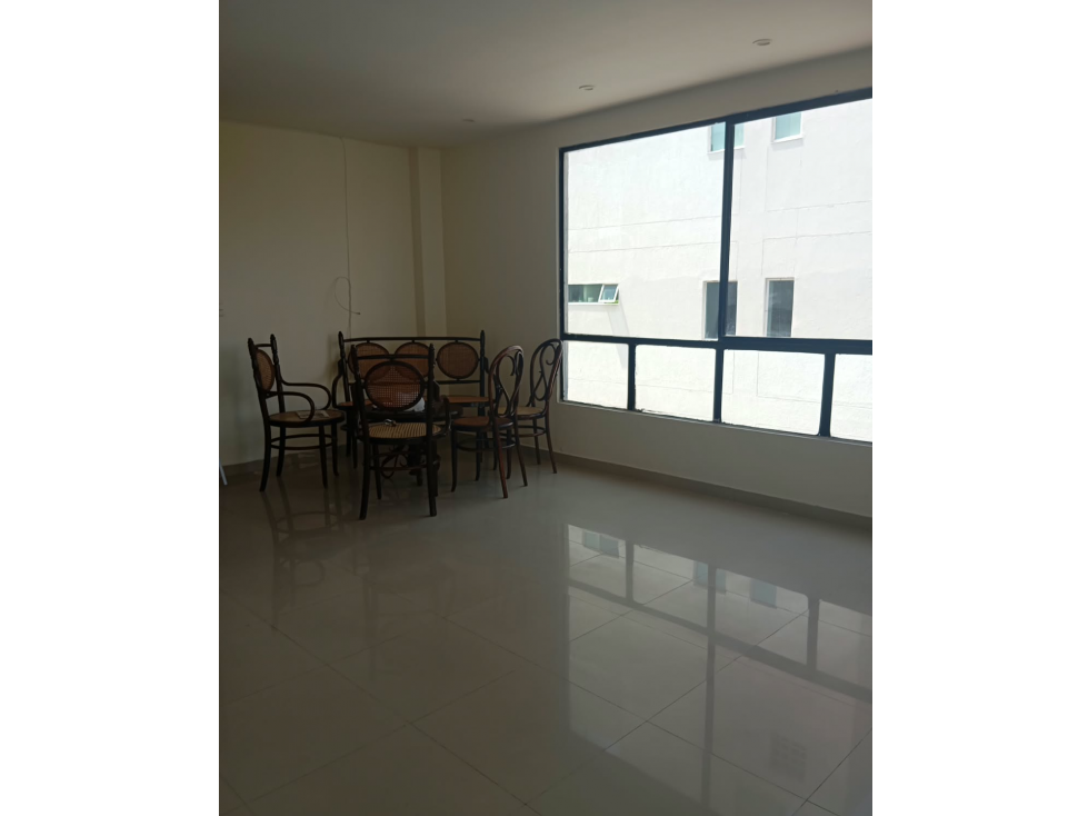 ARRIENDO APARTAMENTO BARRIO MANGA CARTAGENA DE INDIA — foto 3