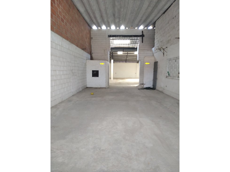ARRIENDO DE BODEGA-CARTAGENA- EL BOSQUE - 2