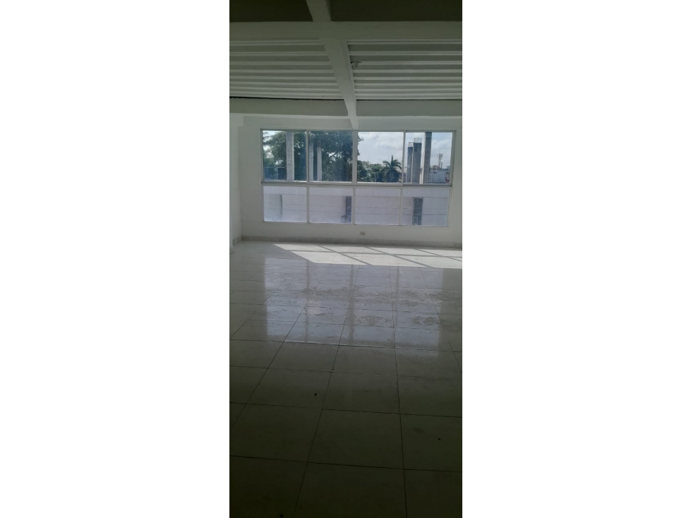 LOCAL- OFICINA EN ARRIENDO 4 VIENTOS cartagena - 5