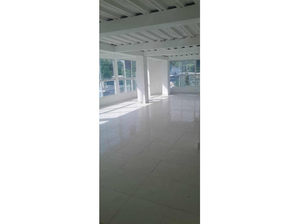 LOCAL- OFICINA EN ARRIENDO 4 VIENTOS cartagena - 1