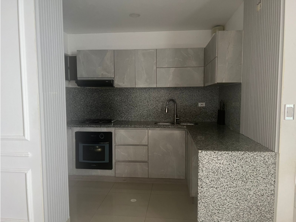 VENTA APARTAMENTO LOS ALPES SIN AMOBLAR CARTAGENA DE INDIAS — foto 3