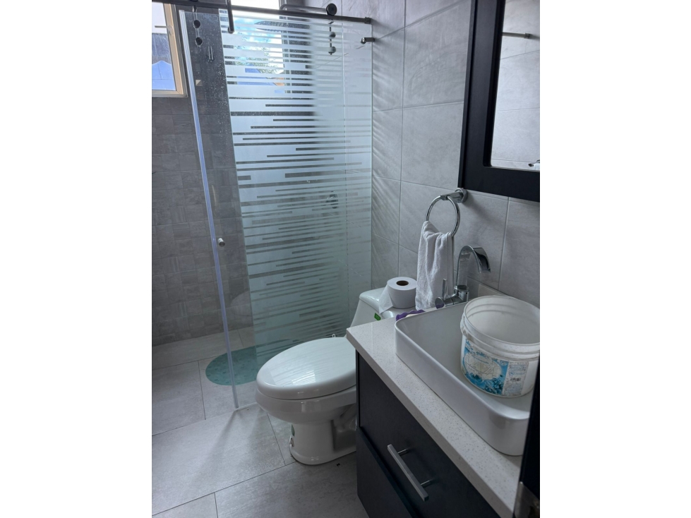 CASA DE VENTA SECTOR CARAPUNGO, A DOS CUADRAS DEL CC PORTAL SHOPPING — foto 6