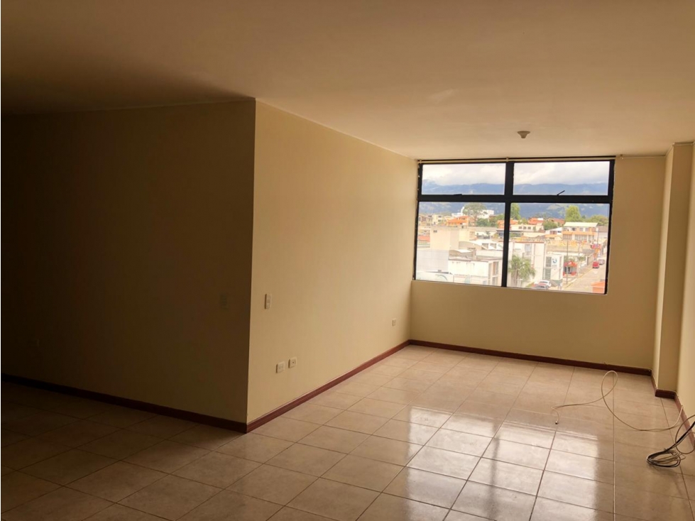 DEPARTAMENTO DE VENTA EN SANGOLQUI, VALLE DE LOS CHILLOS - 2