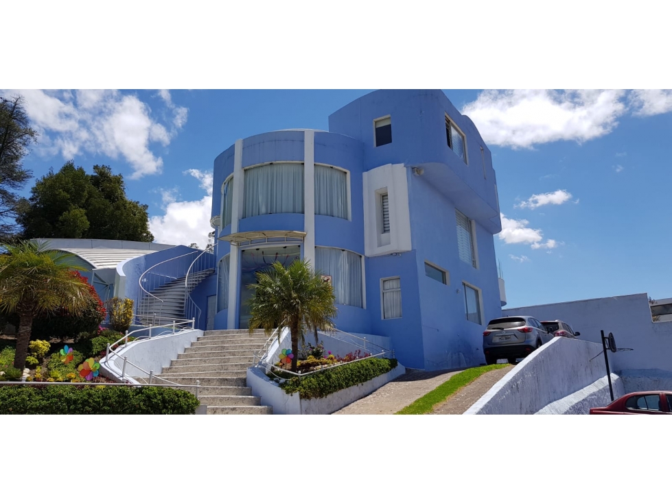 EN VENTA CASA CON TERRENO EN TANDA - 2