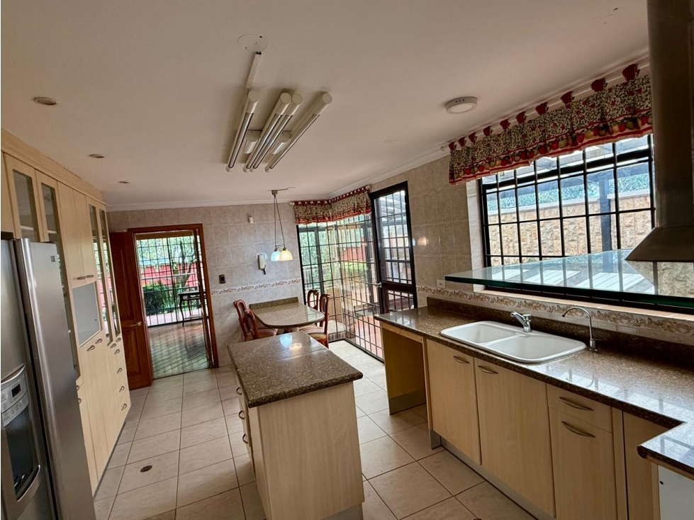 CASA EN VENTA O EN RENTA EN URBANIZACION CAMPO ALEGRE - MONTESERRIN — foto 3