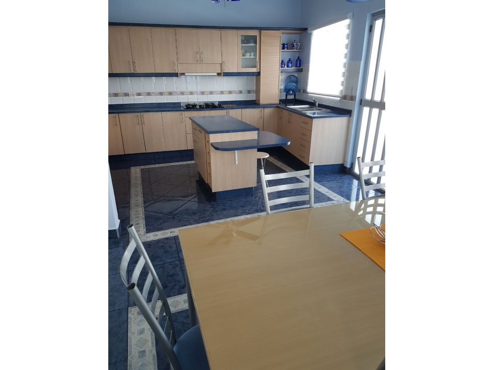 EN VENTA CASA CON TERRENO EN TANDA - 6