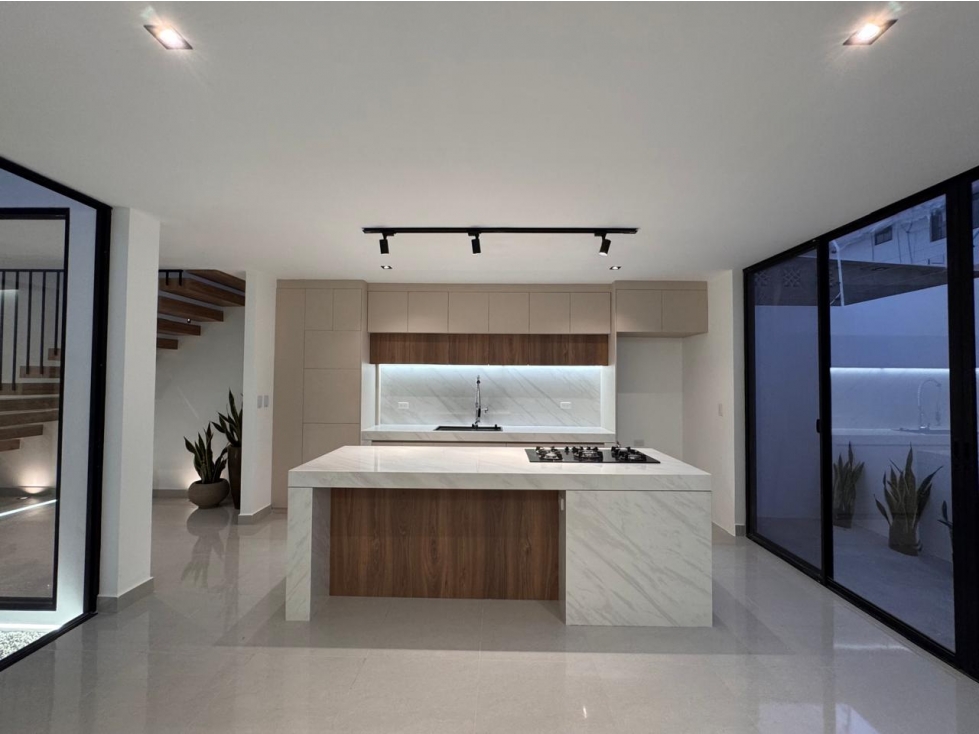 MODERNA CASA EN VENTA SALINAS CON SEGURIDAD 24H00 — foto 2