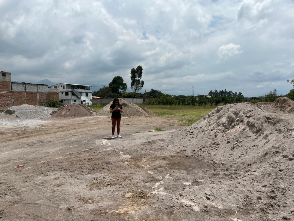 TERRENO DE VENTA EN PIFO A DOS CUADRAS DEL PARQUE CENTRAL - 3