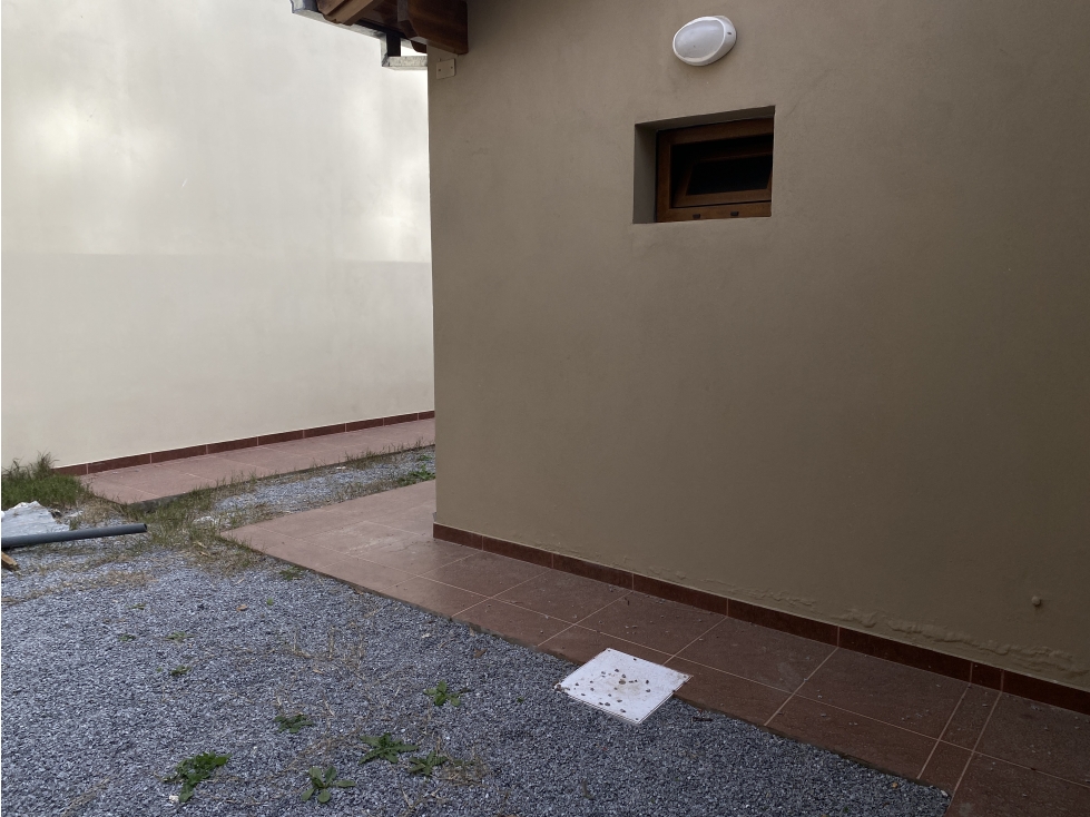 CASA EN VENTA 2 DORMITORIOS A ESTRENAR - 2