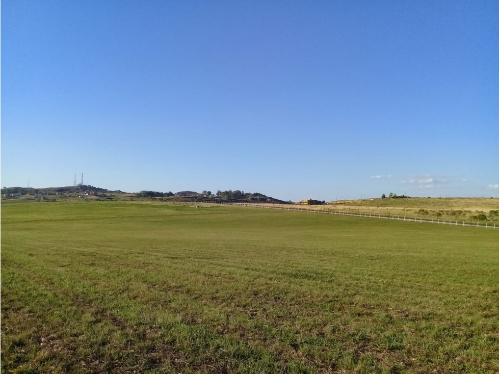 GRAN LOTE EN VENTA EN ZONA TURISTICA EN TANDIL — foto 3