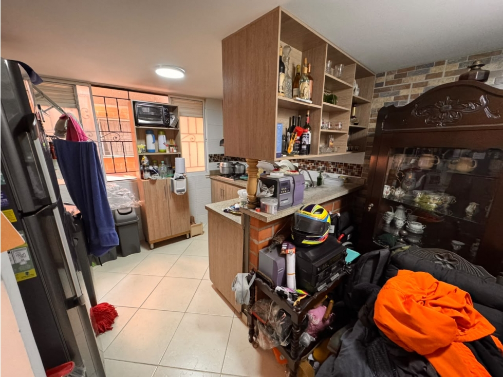 Se Vende Dúplex de 5 Alcobas y Parqueadero Propio — foto 4